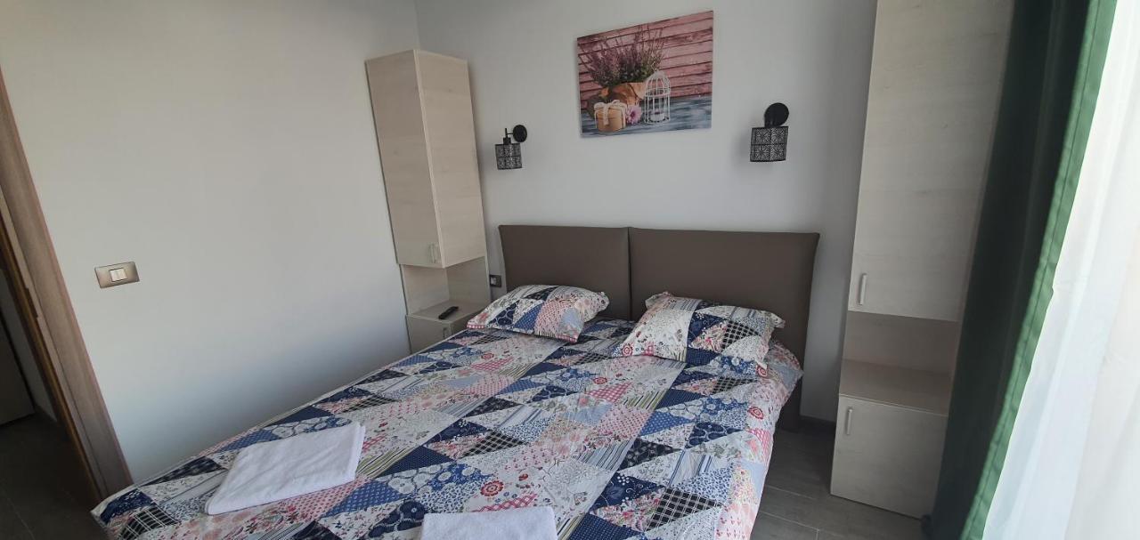 Zian'S Studio Mamaia Nord Beach Resort Năvodari Εξωτερικό φωτογραφία